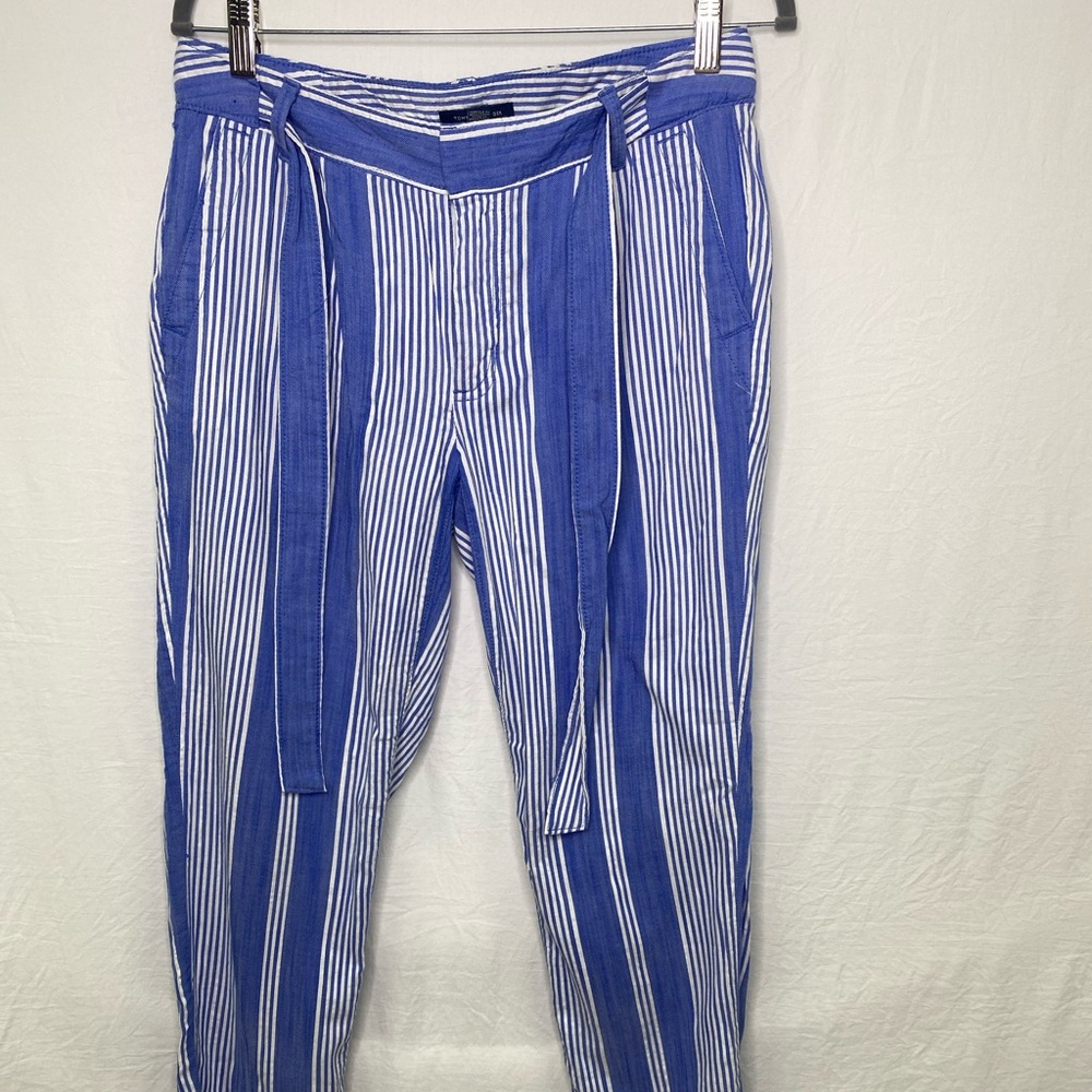 Tommy Hilfiger ,Size 6,Blue /White color. pants pockets - Picture 1 of 7